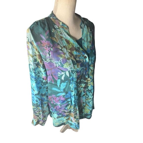 Soft Surroundings Women PL Mariposa Button Up Blouse Blue Watercolor Under Shirt - Picture 2 of 5